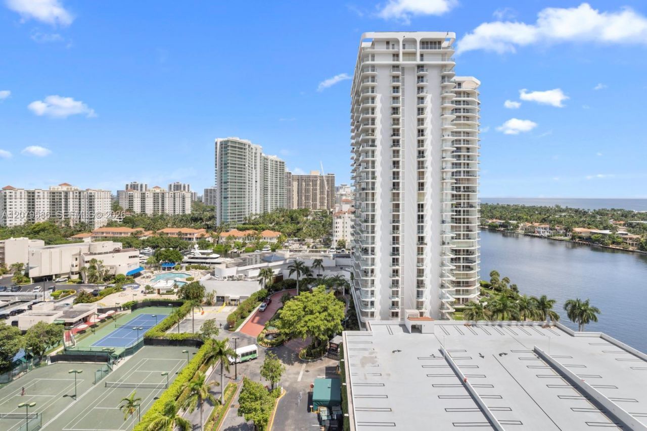 19667 W Turnberry Way , Unit 15-G, Aventura, FL 33180 Photo