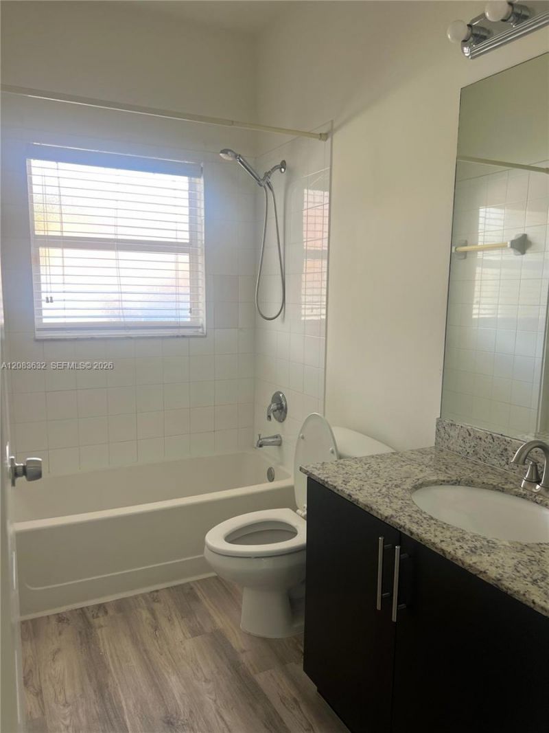 9040 NW 54th St , Unit 9040, Sunrise, FL 33351 Photo