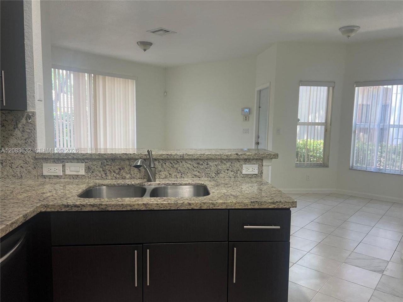 9040 NW 54th St , Unit 9040, Sunrise, FL 33351 Photo