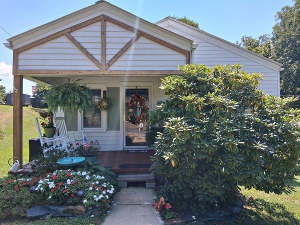 532 Woodlawn Avenue, Newport, TN 37821
