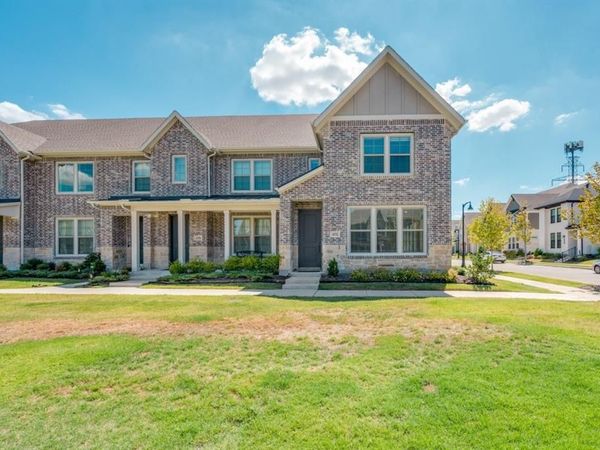 4332 Hopewell Street , North Richland Hills, TX 76180