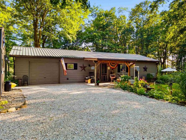 91 E Slocum Boulevard, Somerset, IN 46940