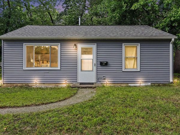 210 W Spaulding Avenue W, Battle Creek, MI 49037