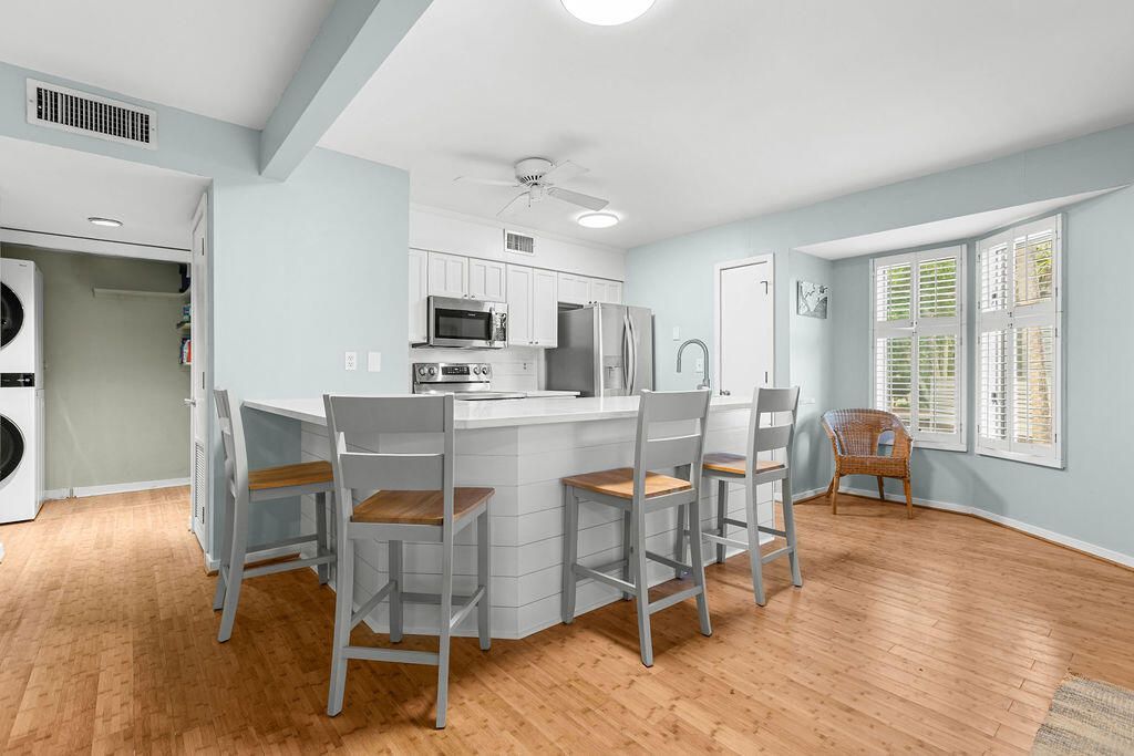 1615 Live Oak Park Photo 13