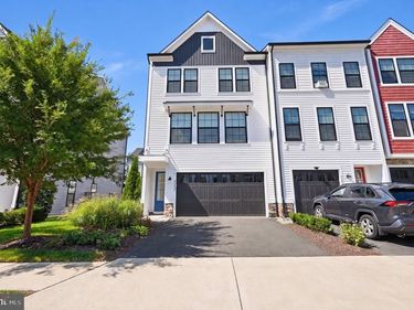 25433 HARTLAND ORCHARD TERRACE, CHANTILLY, VA 20152