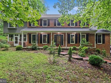 332 LAUREL DRIVE , YORK, PA 17406