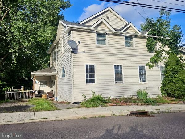 32 DOUGLAS AVENUE , LONACONING, MD 21539
