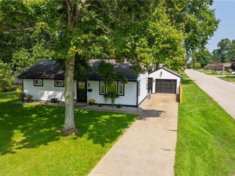 1584 Ridgewood Drive , Salem, OH 44460 Photo 3
