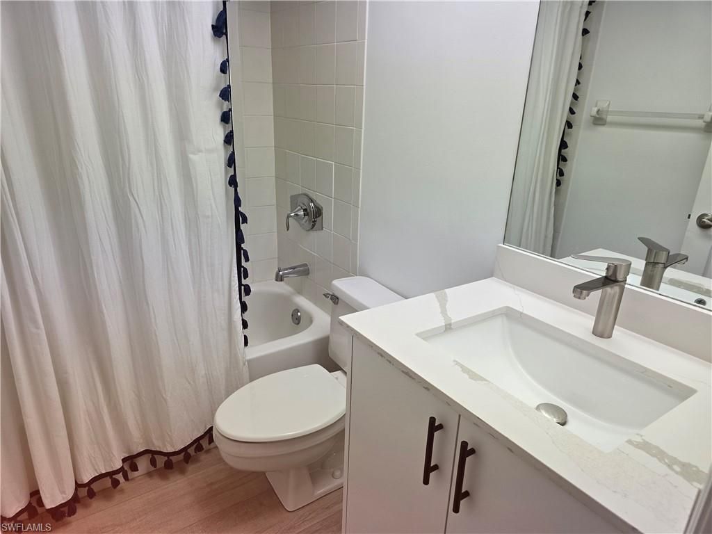 859 Tanbark Dr, Unit 204, Naples, FL 34108 Photo