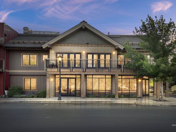 616 N 3rd St #207, McCall, ID 83638