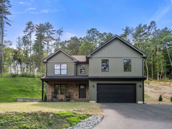 3052 Foster St, Palmer, MA 01069