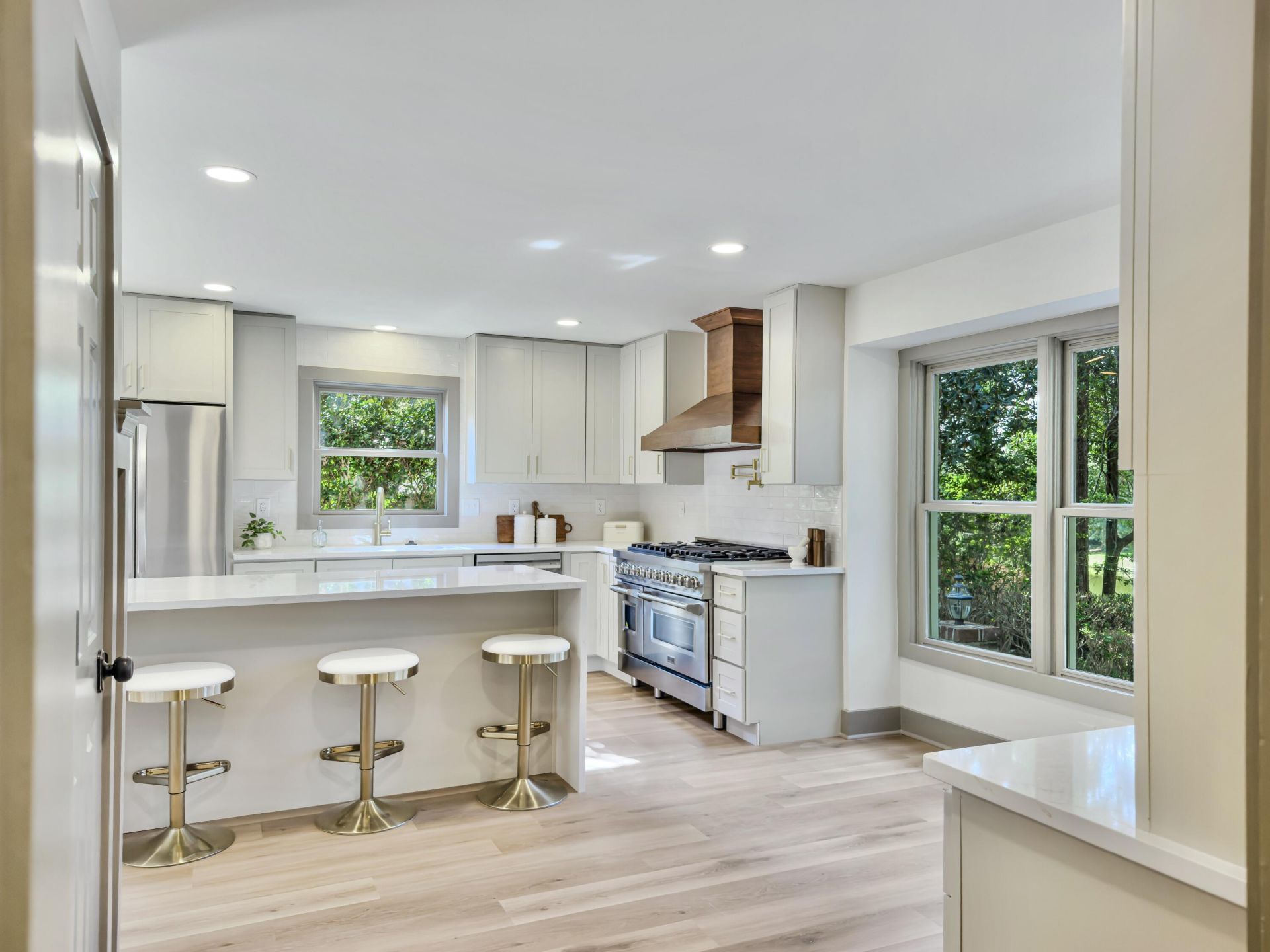 104 Lakeview Drive Photo 34