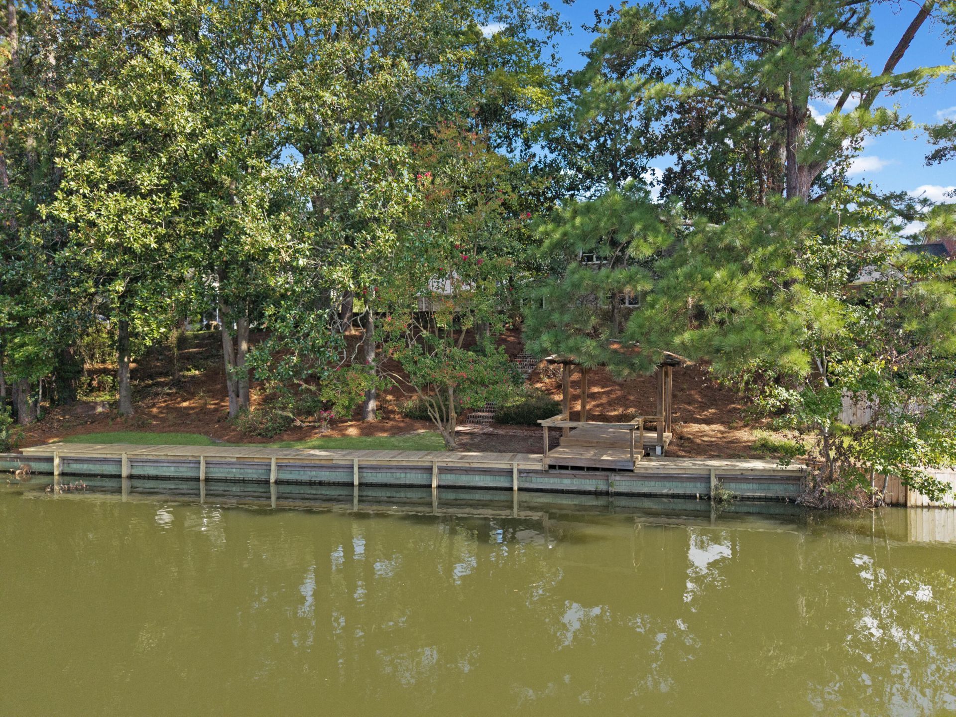 104 Lakeview Drive Photo 79