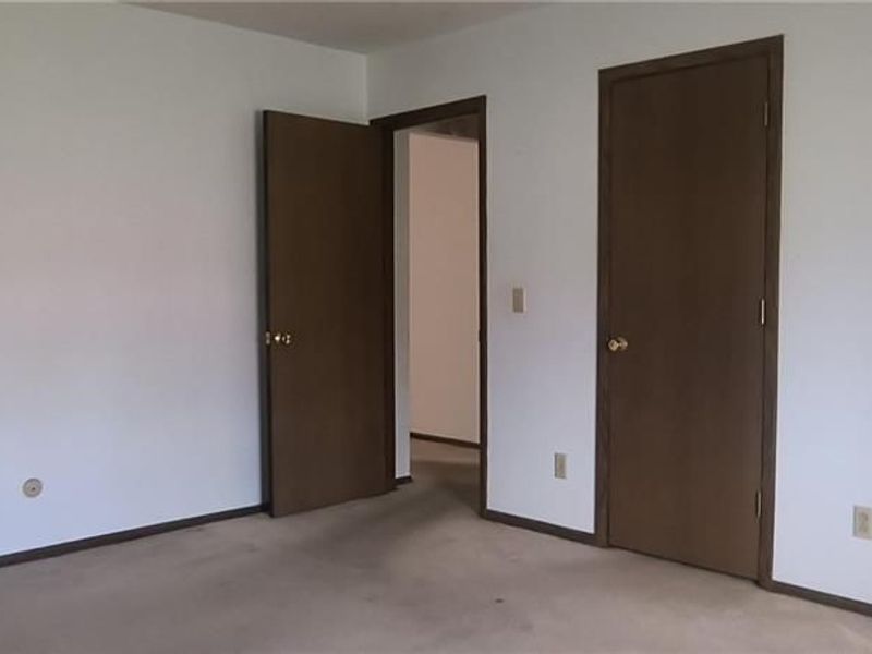 2230 Manhatten, Springfield, OH 45504 Photo 16