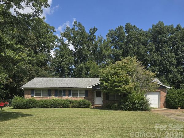 1603 Caromar Place NW, Concord, NC 28027