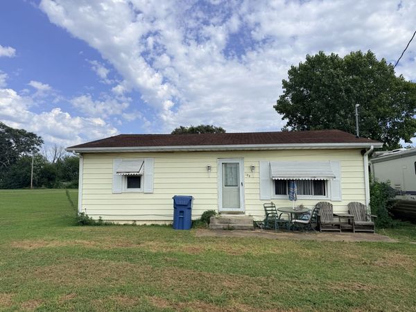 304 N 7th Avenue , Hoopeston, IL 60942