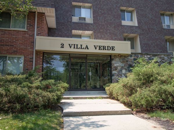 2 Villa Verde Drive , Unit 113, Buffalo Grove, IL 60089