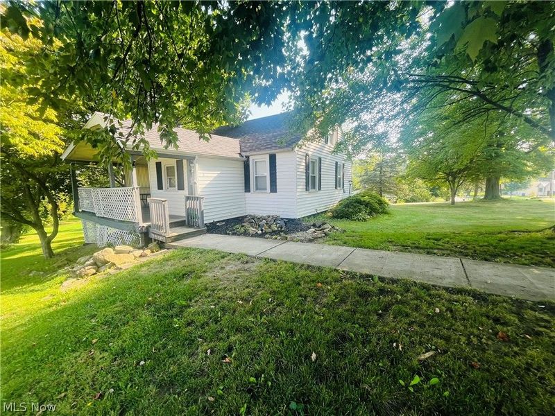4695 Grapeland Avenue, Louisville, OH 44641 Photo 6