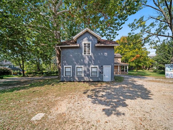 2263 Indianola Avenue, Columbus, OH 43202