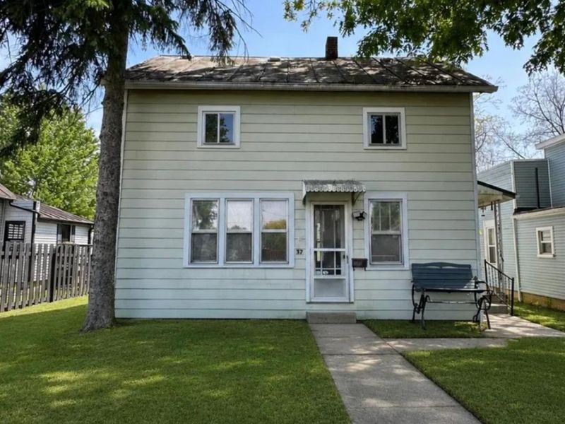 37 Goodsell Street, Tiffin, OH 44883 Photo 2