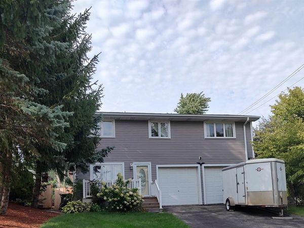 834 Shawnee Trail, LAKE IN THE HILLS, IL 60156