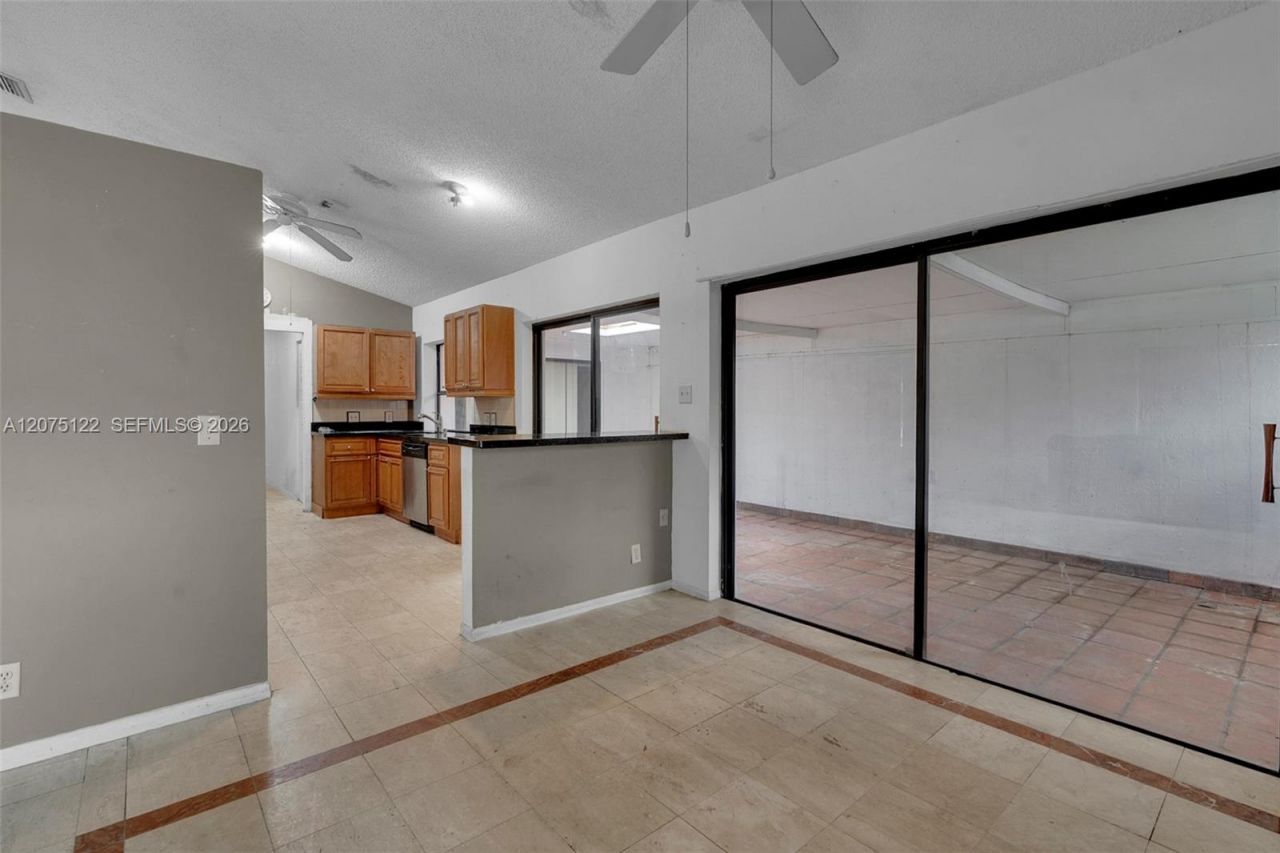 16871 Patio Village Ct, Weston, FL 33326 Photo
