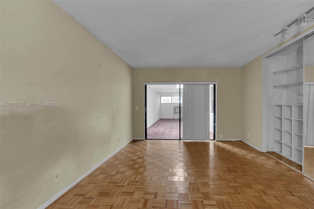 16871 Patio Village Ct, Weston, FL 33326 Photo