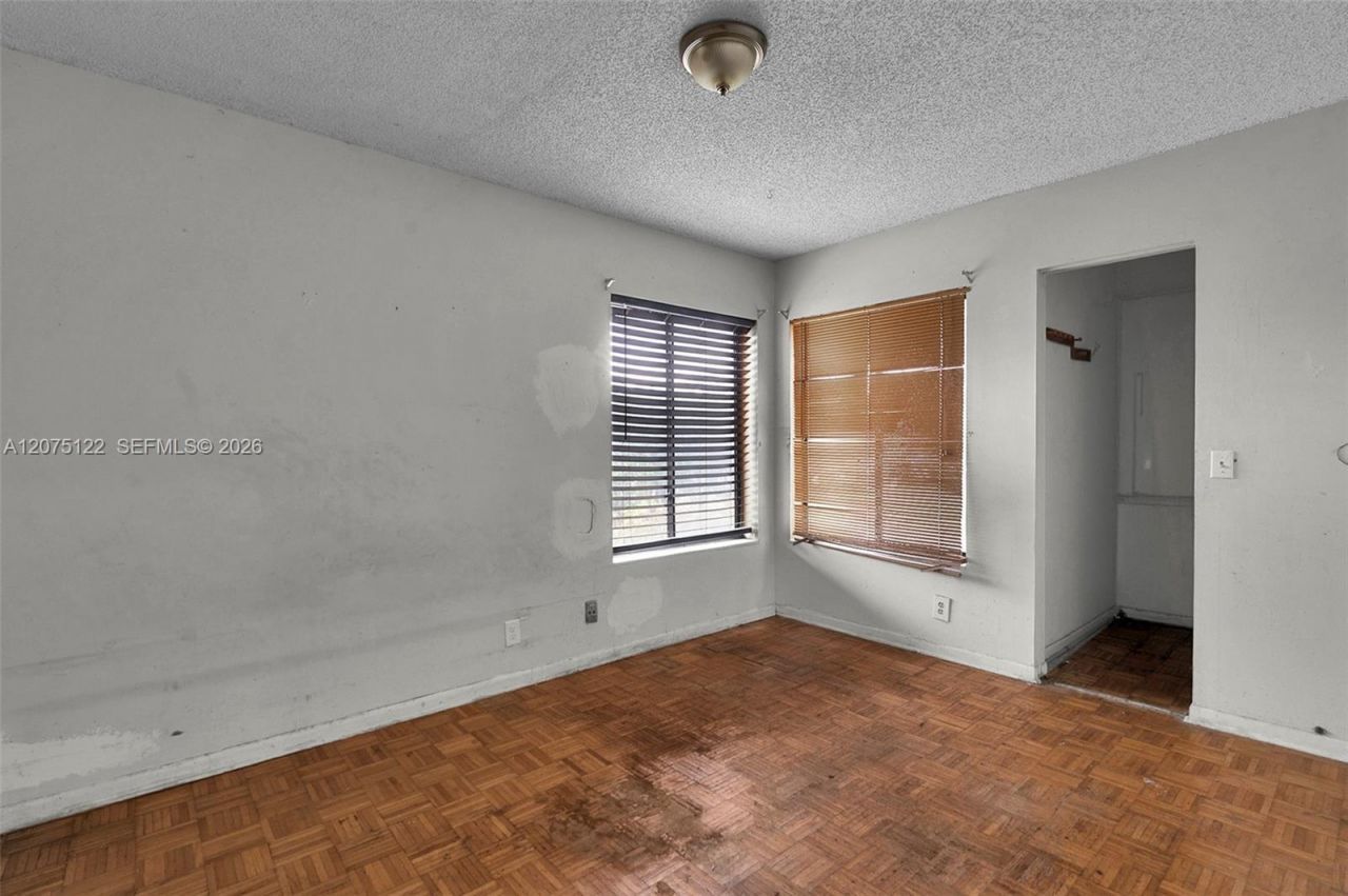 16871 Patio Village Ct, Weston, FL 33326 Photo