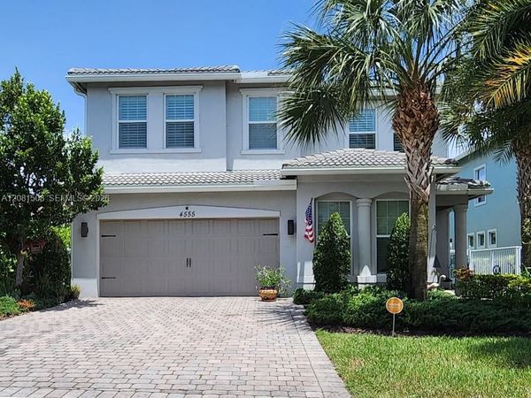 4555 Ficus St, Hollywood, FL 33021