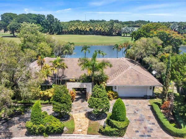 9448 NW 54th Doral Cir Ln , Doral, FL 33178