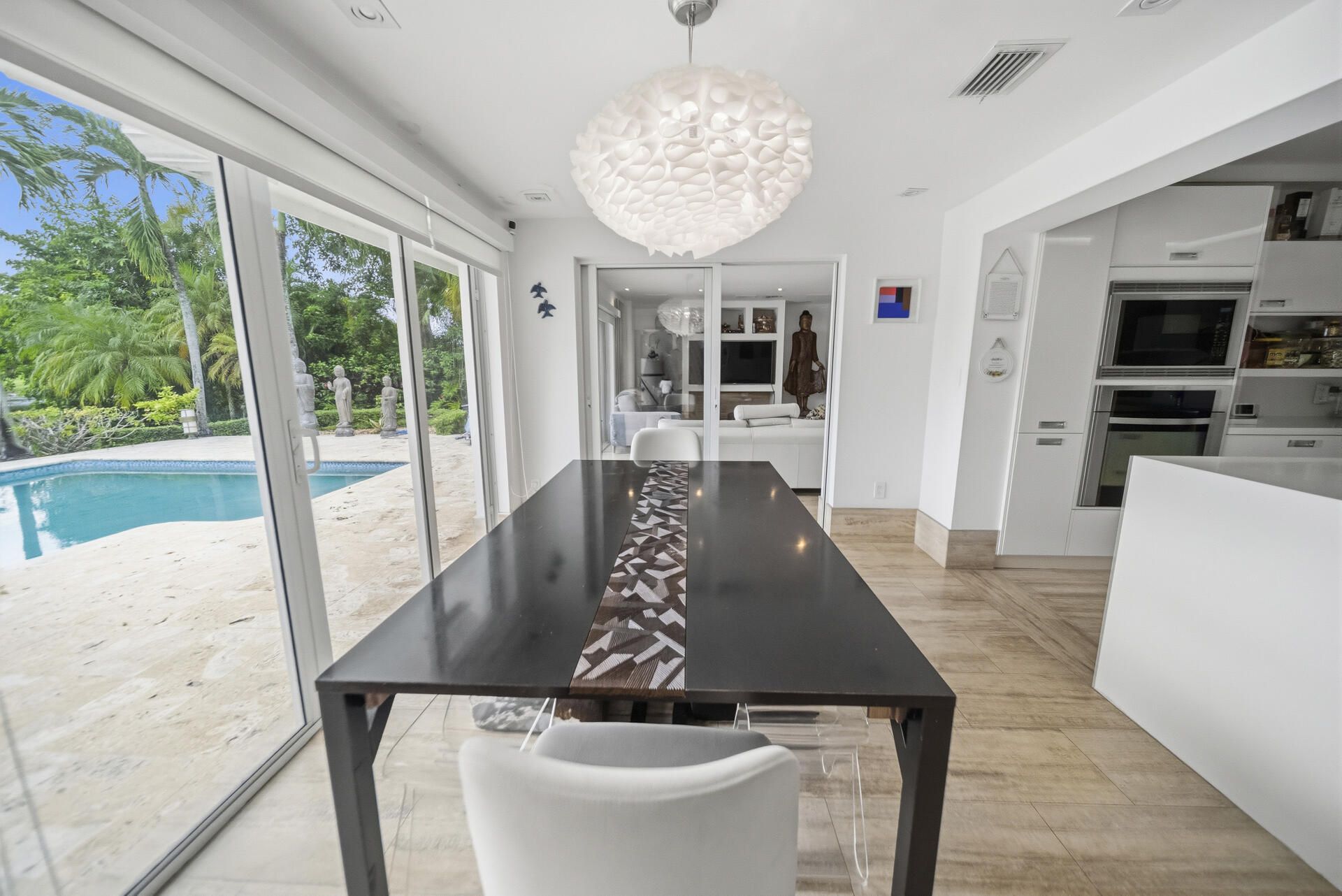 9448 NW 54th Doral Cir Ln, Doral, FL 33178 Photo