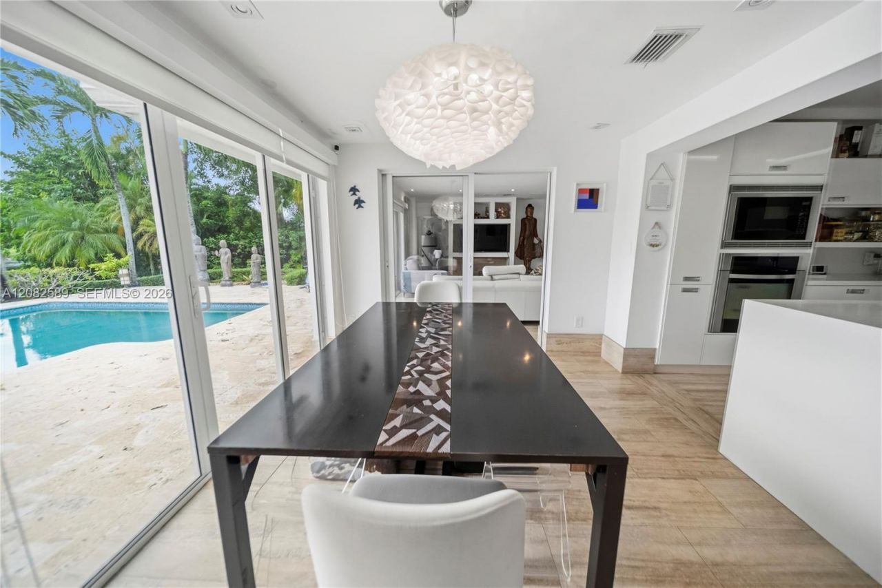 9448 NW 54th Doral Cir Ln , Doral, FL 33178 Photo