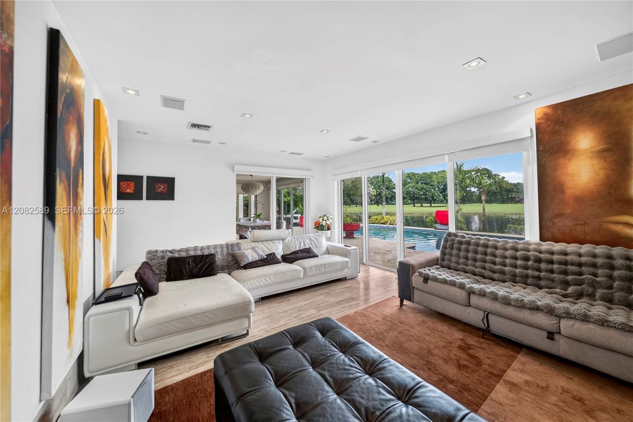 9448 NW 54th Doral Cir Ln , Doral, FL 33178 Photo