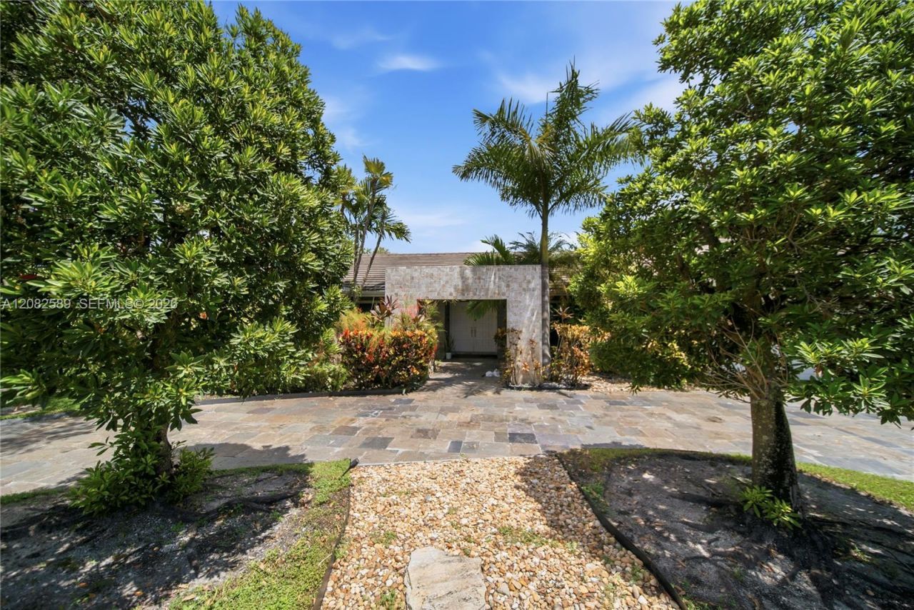 9448 NW 54th Doral Cir Ln , Doral, FL 33178 Photo