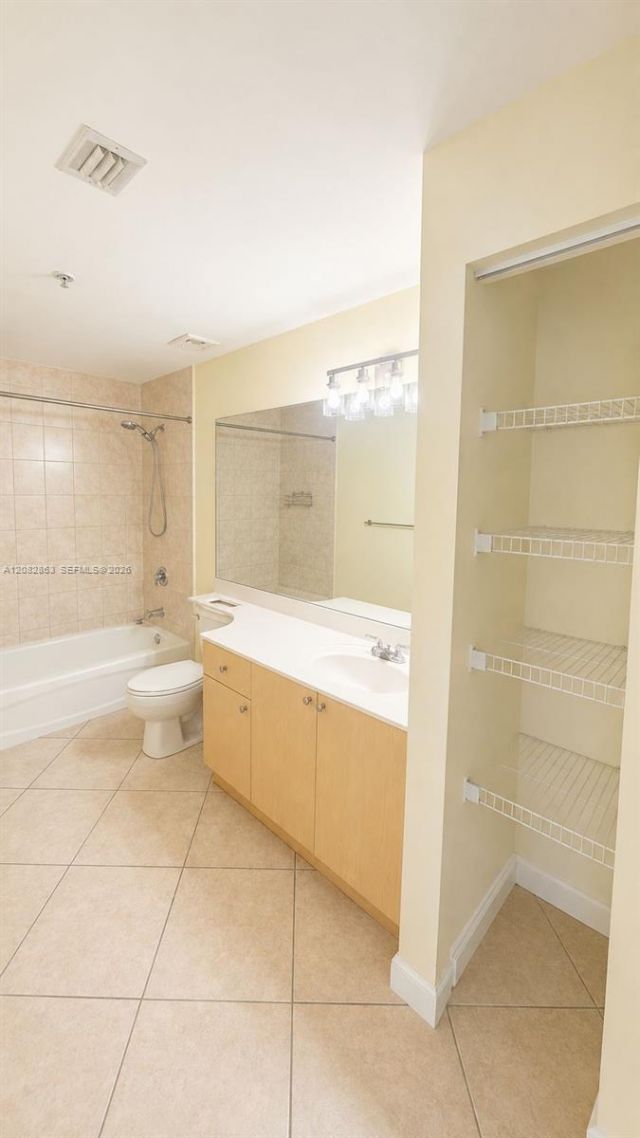 2280 SW 32nd Ave , Unit 508, Miami, FL 33145 Photo