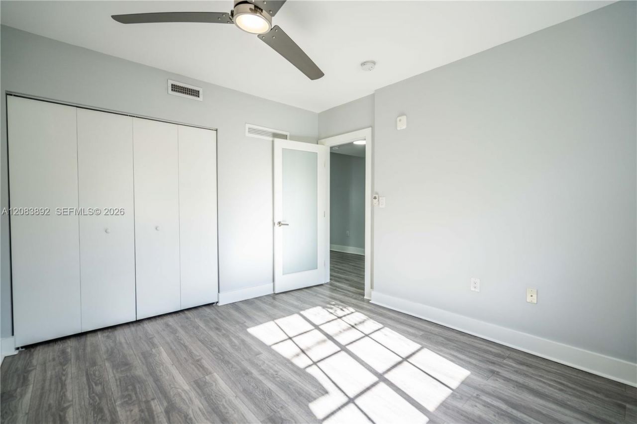 331 85th St, Unit 10, Miami Beach, FL 33141 Photo