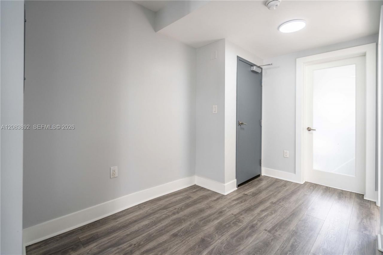 331 85th St, Unit 10, Miami Beach, FL 33141 Photo