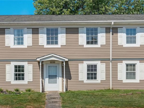5735 Bramblegate Road, Unit K, Greensboro, NC 27409