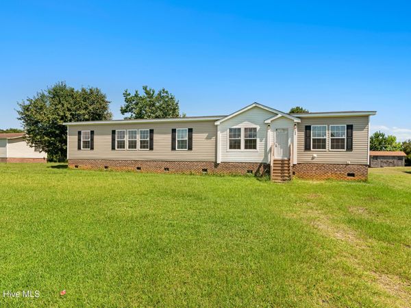 105 Gosling Lane , Beaufort, NC 28516