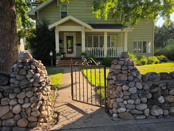 105 4th Street W, Canby, MN 56220