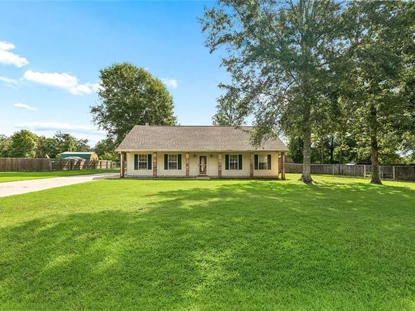53442 ROCK RIDGE Drive , Loranger, LA 70446