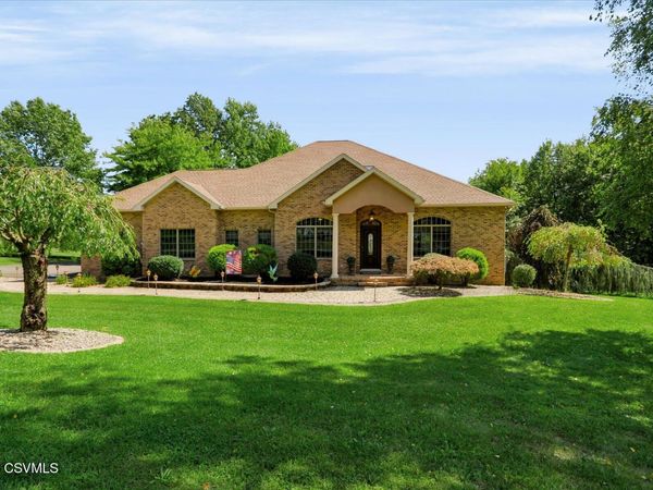 238 E HAAS MANOR Road , Sunbury, PA 17801