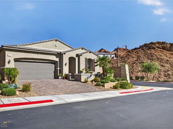 4 Bobado Lane , Henderson, NV 89011