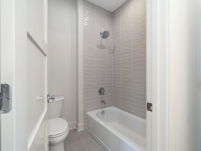 5466 Evans Farm Drive , Lewis Center, OH 43035 Photo 31
