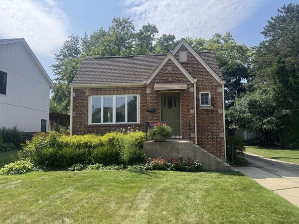 314 Neva Avenue , Glenview, IL 60025