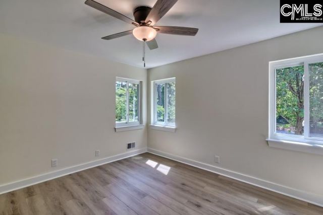 4725 Crystal Drive Photo 25