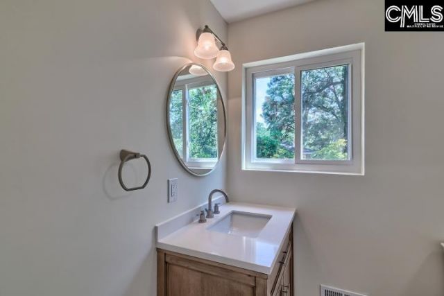 4725 Crystal Drive Photo 27