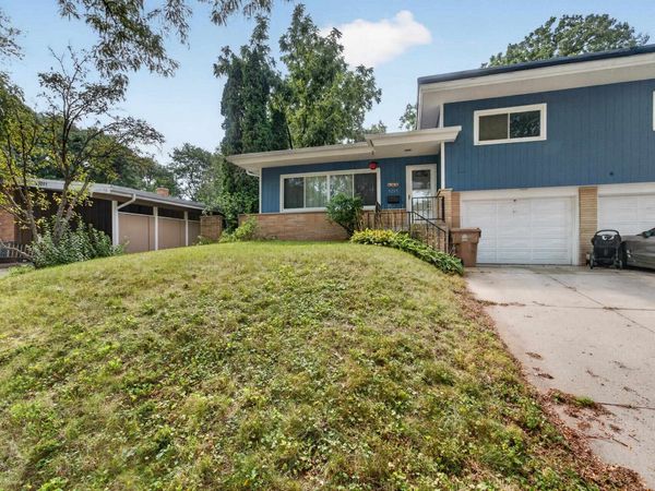 5209 Manitowoc Parkway, Madison, WI 53705