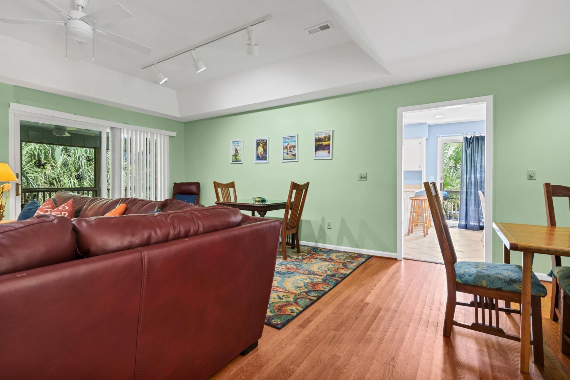31 Whalers Court Photo 6