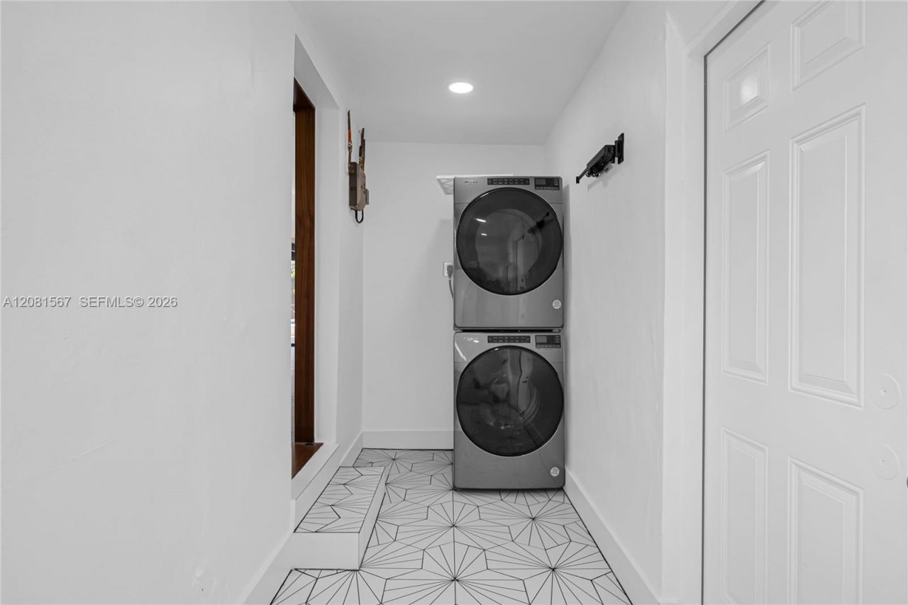10275 SW 112th St, Miami, FL 33176 Photo